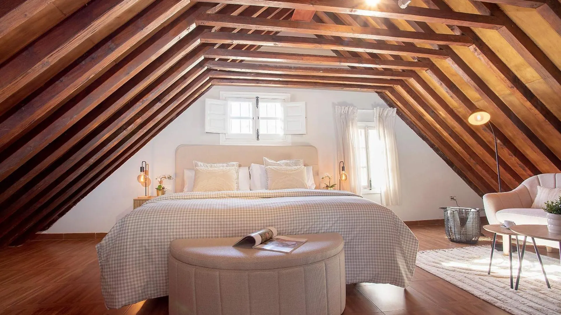 Genteel Home Trinidad Grund Malaga Apartment