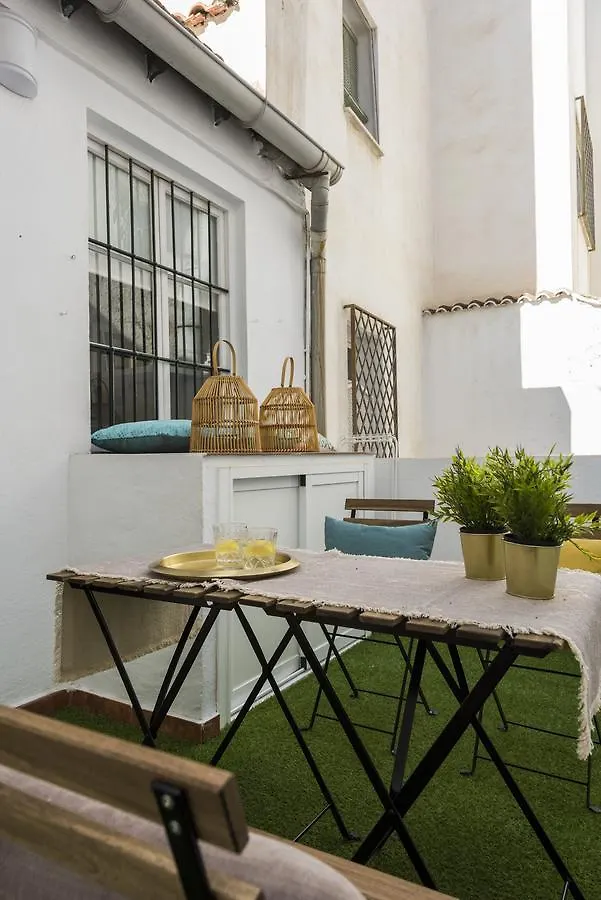 מאלגה Genteel Home Trinidad Grund 0*,