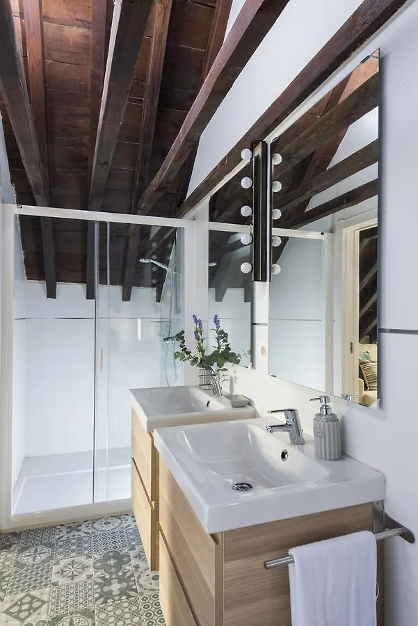 מאלגה Genteel Home Trinidad Grund דירה