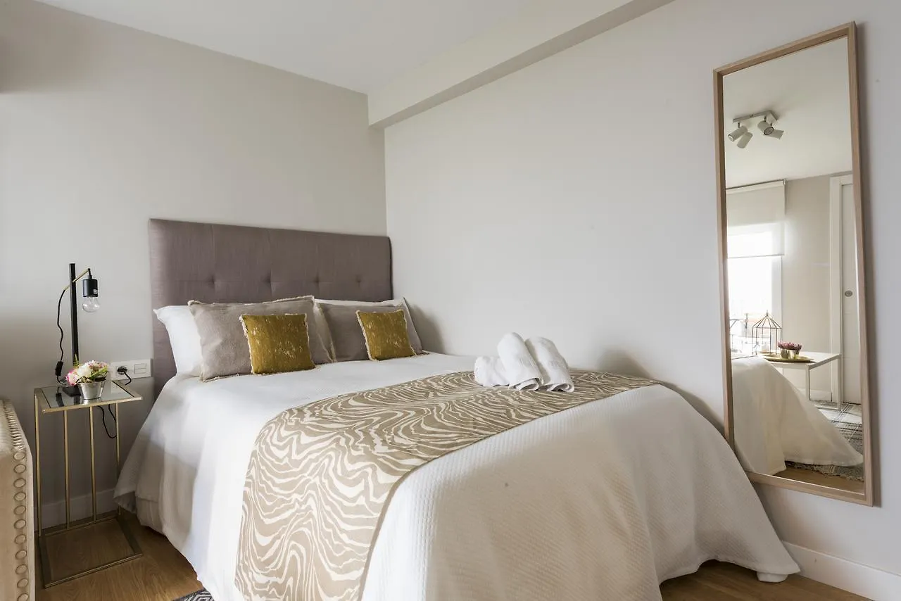 מאלגה Genteel Home Trinidad Grund